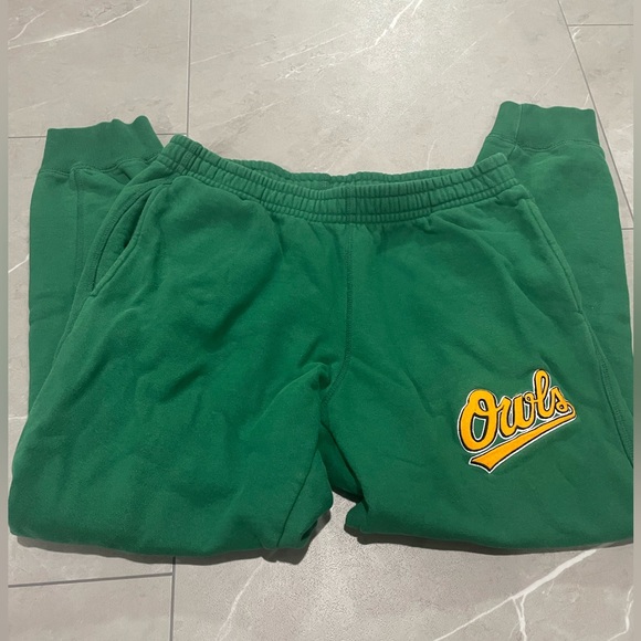 OVO green jogging pants with embroidered Owls patch. Size Medium. - Picture 6 of 7